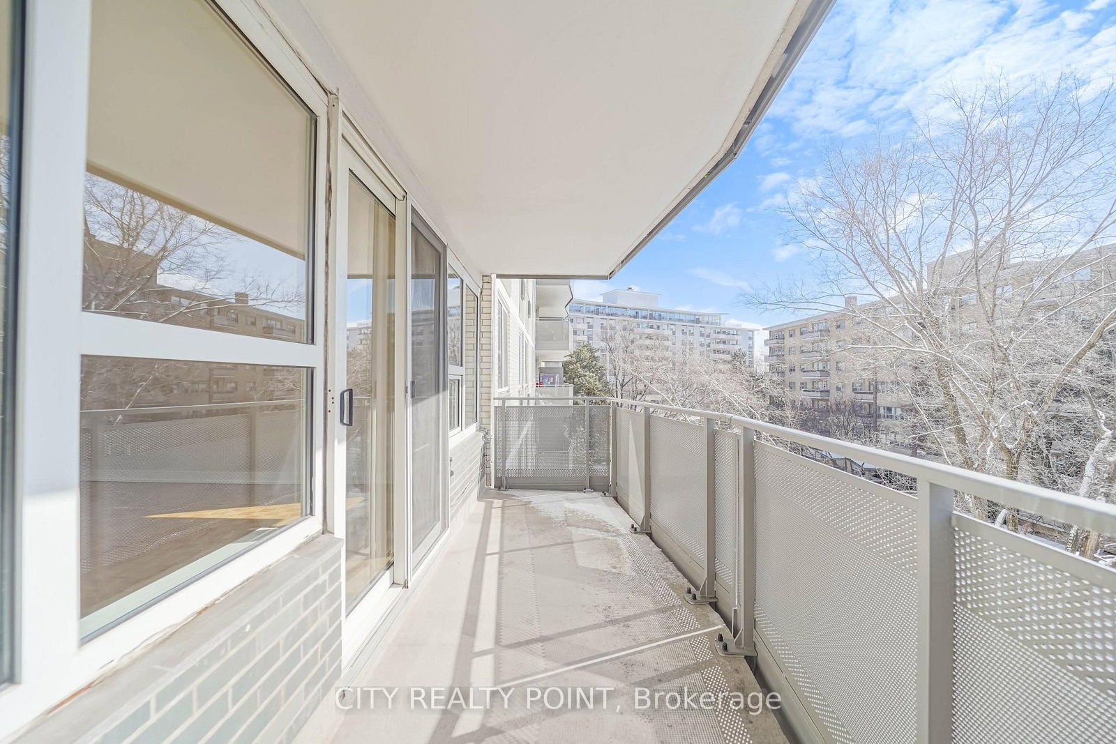 10 Shallmar Boulevard, Unit 509 - Photo 7