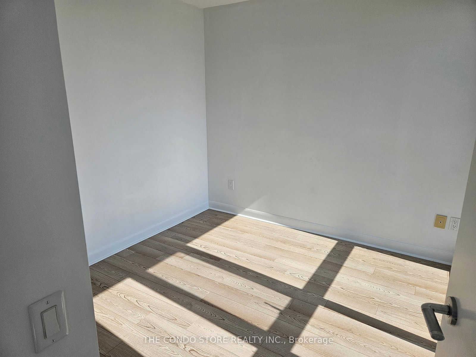 375 King Street W, Unit 2502 - Photo 17