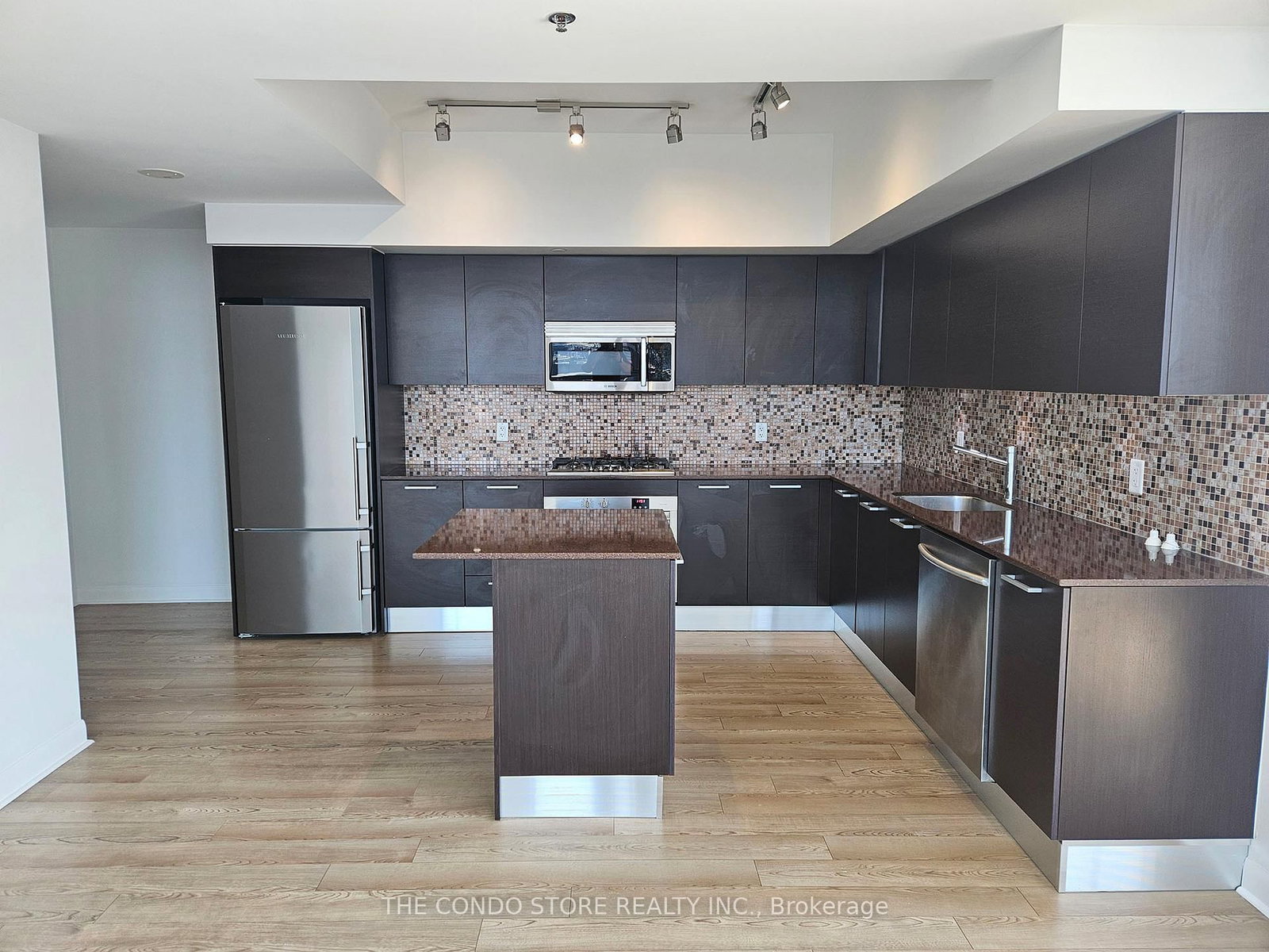 375 King Street W, Unit 2502 - Photo 3