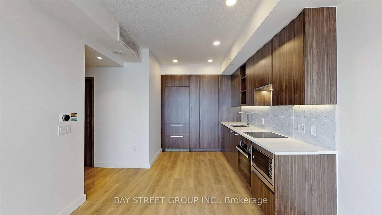 95 Mcmahon Drive, Unit 1212 - Photo 10