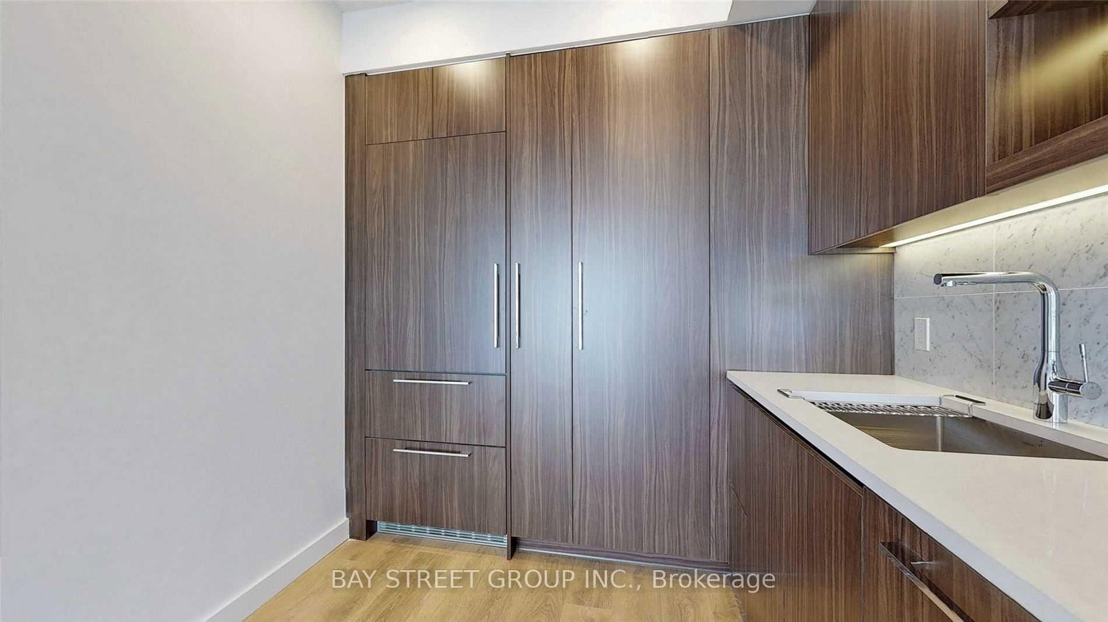 95 Mcmahon Drive, Unit 1212 - Photo 11