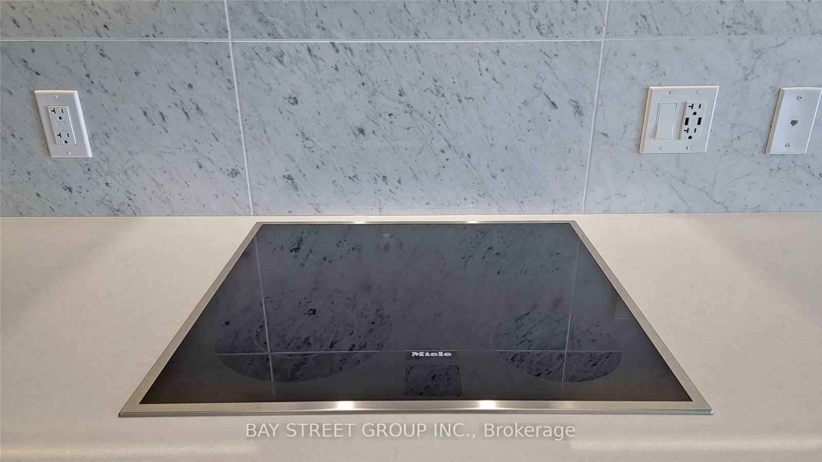 95 Mcmahon Drive, Unit 1212 - Photo 16