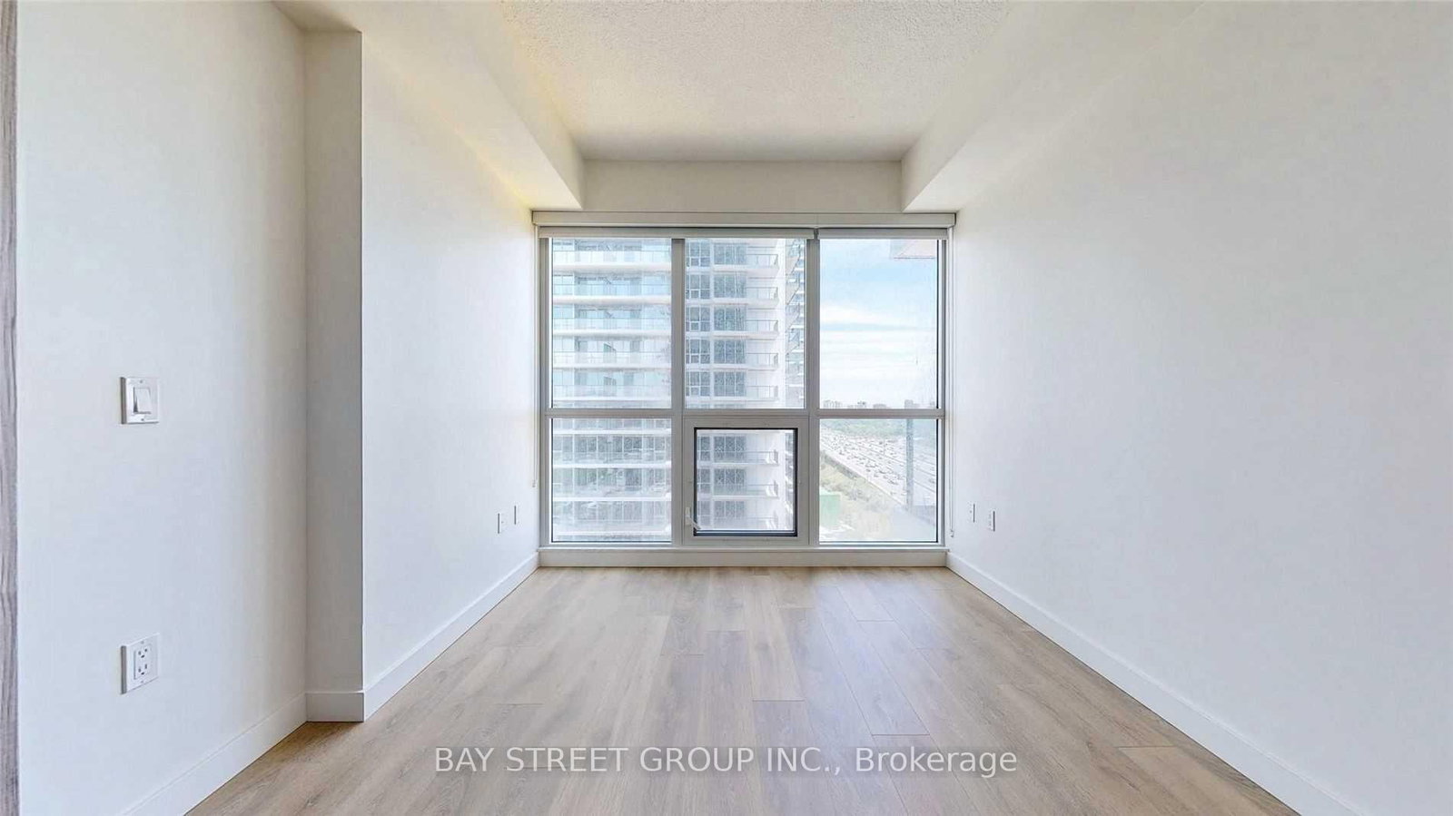 95 Mcmahon Drive, Unit 1212 - Photo 20