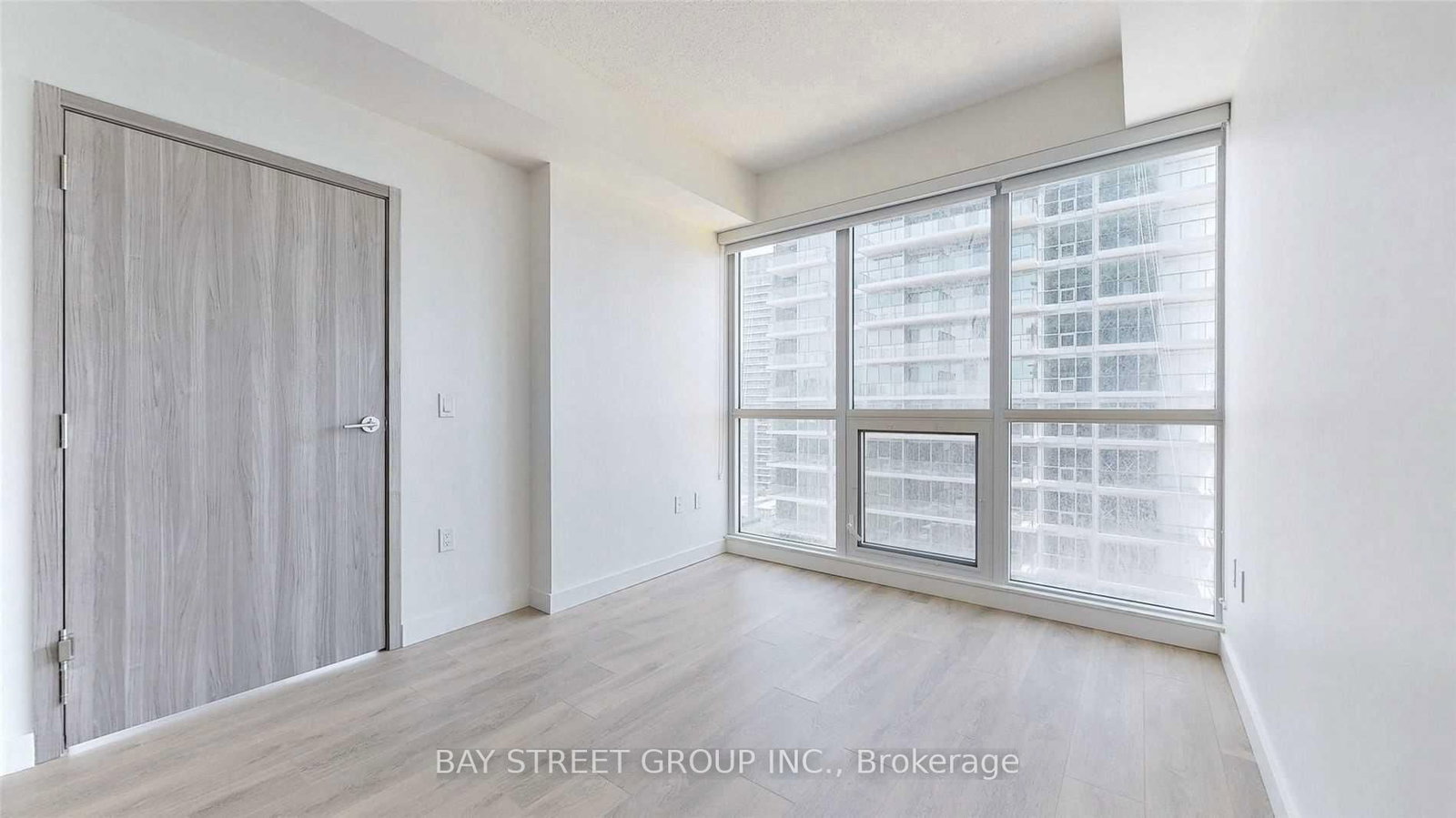 95 Mcmahon Drive, Unit 1212 - Photo 21