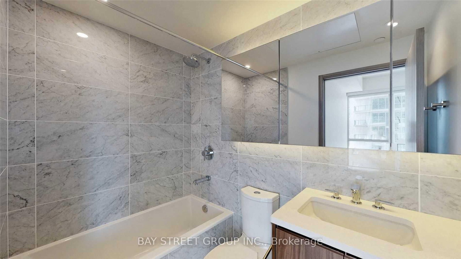 95 Mcmahon Drive, Unit 1212 - Photo 25