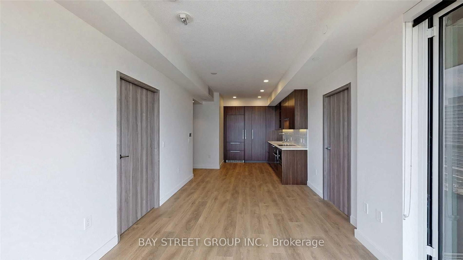 95 Mcmahon Drive, Unit 1212 - Photo 6