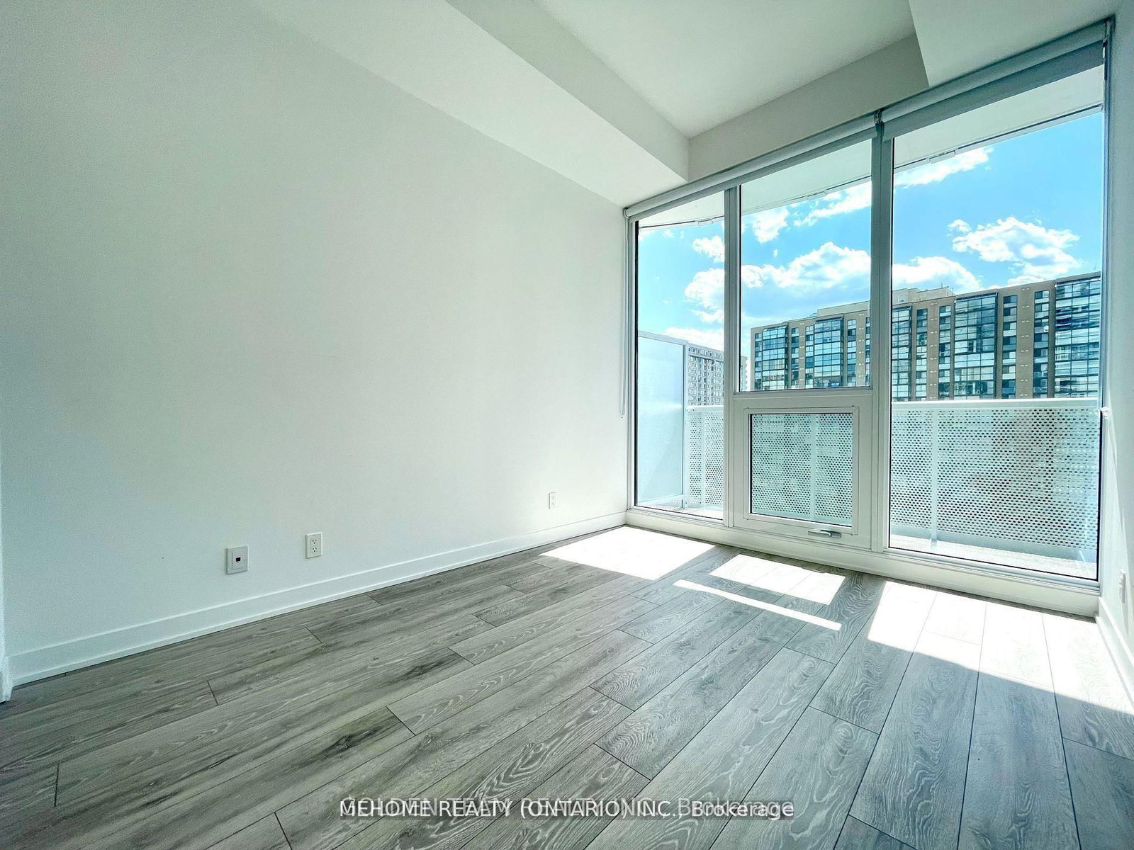 15 Holmes Avenue, Unit 804 - Photo 9