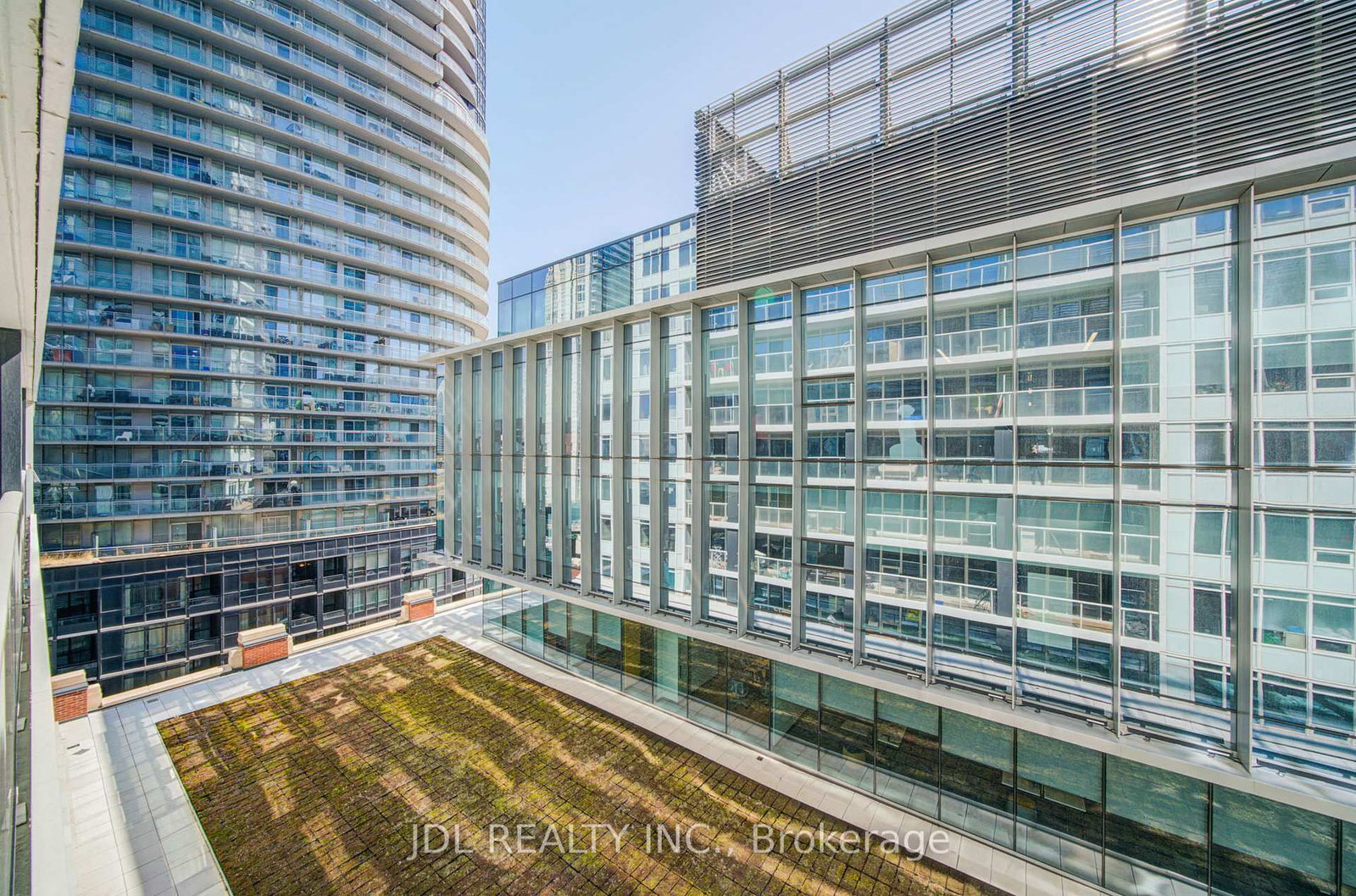 Condo for sale at 902-17 Bathurst Street, Toronto, Ontario, M5V 0N1 - Waterfront Communities C1 - MLS: C12998174