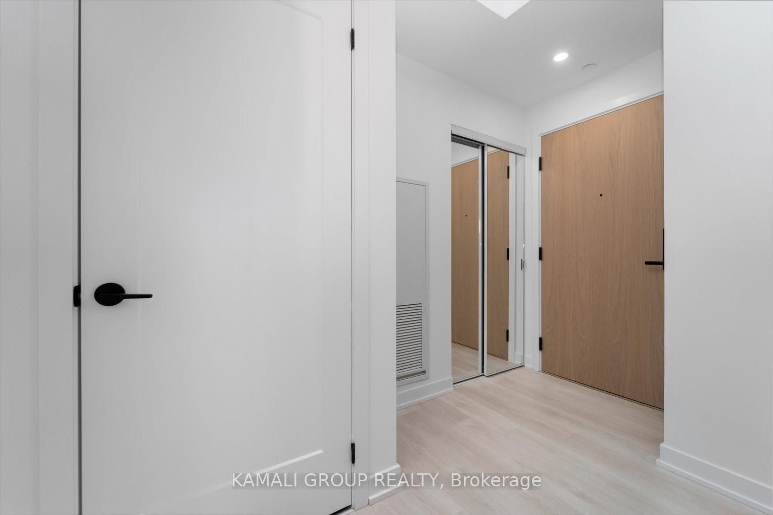 5 Defries Street, Unit 3213 - Photo 12