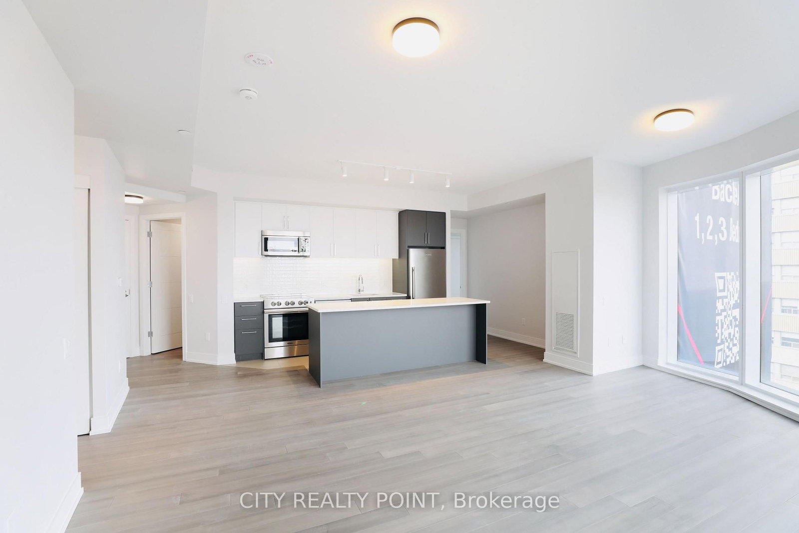 2525 Bathurst Street, Unit 707 - Photo 2