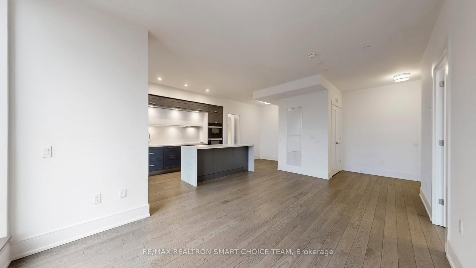 10 Inn on The Park Drive, Unit 212 - Photo 18