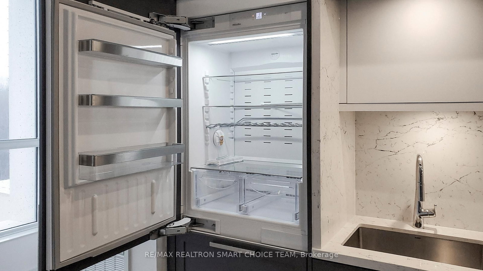 10 Inn on The Park Drive, Unit 212 - Photo 26