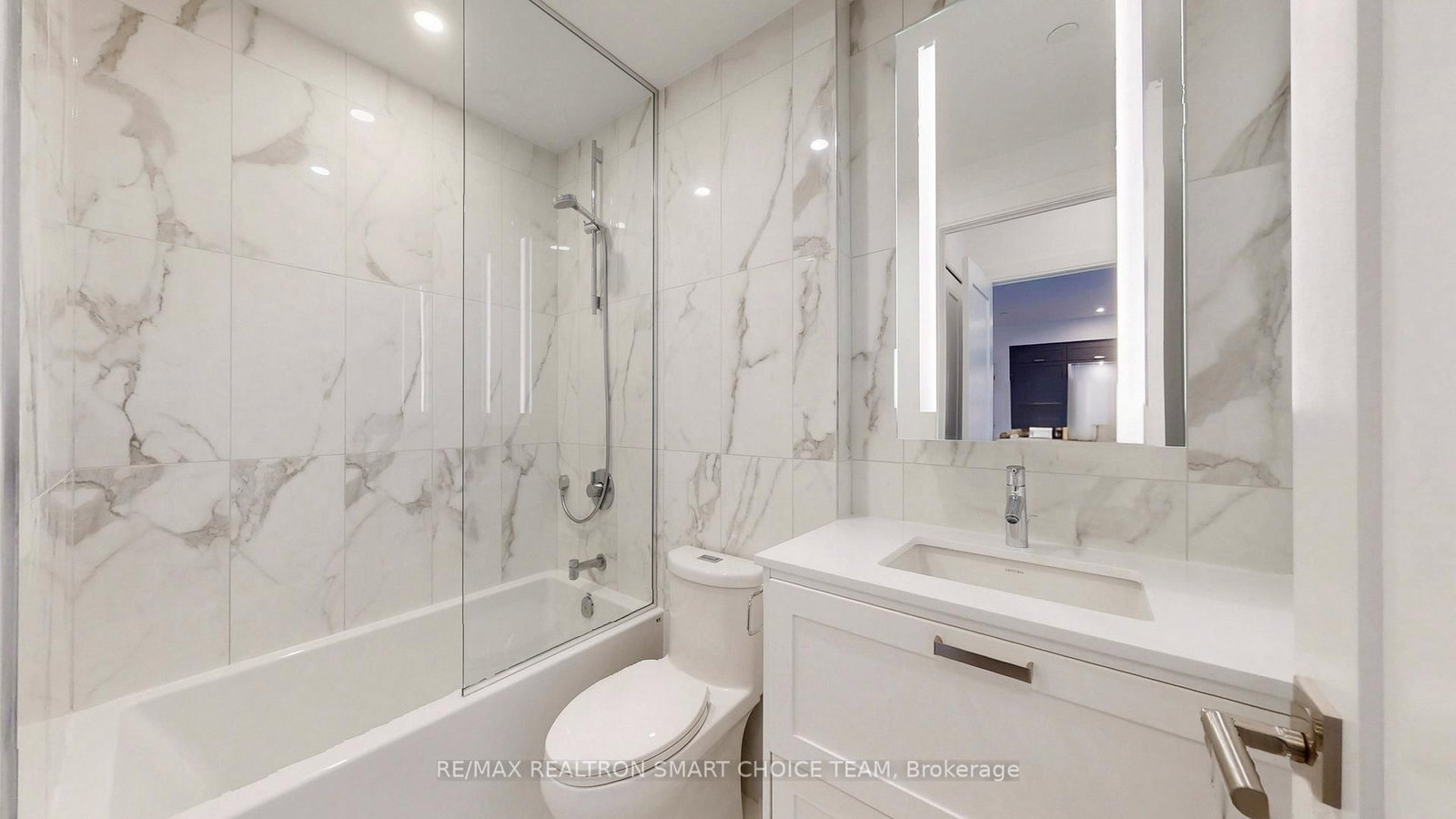 10 Inn on The Park Drive, Unit 212 - Photo 35