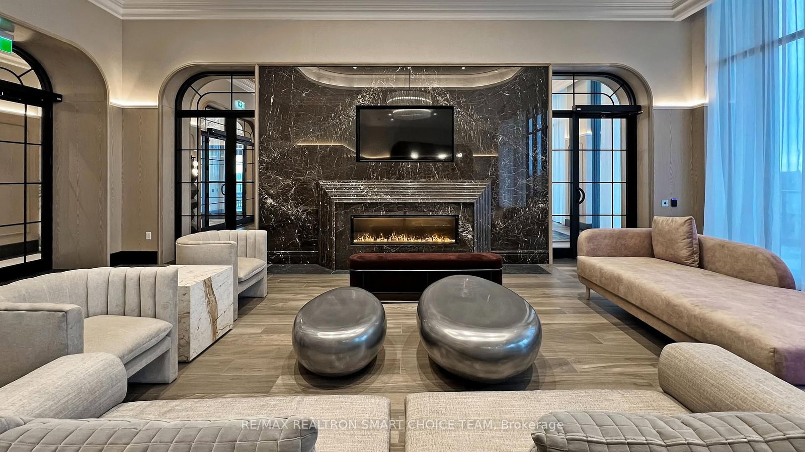 10 Inn on The Park Drive, Unit 212 - Photo 41