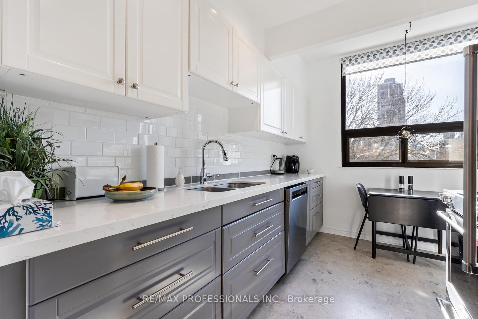 Condo for sale at 503-86 Gloucester Street, Toronto, Ontario, M4Y 2S2 - Church-Yonge Corridor - MLS: C12998420