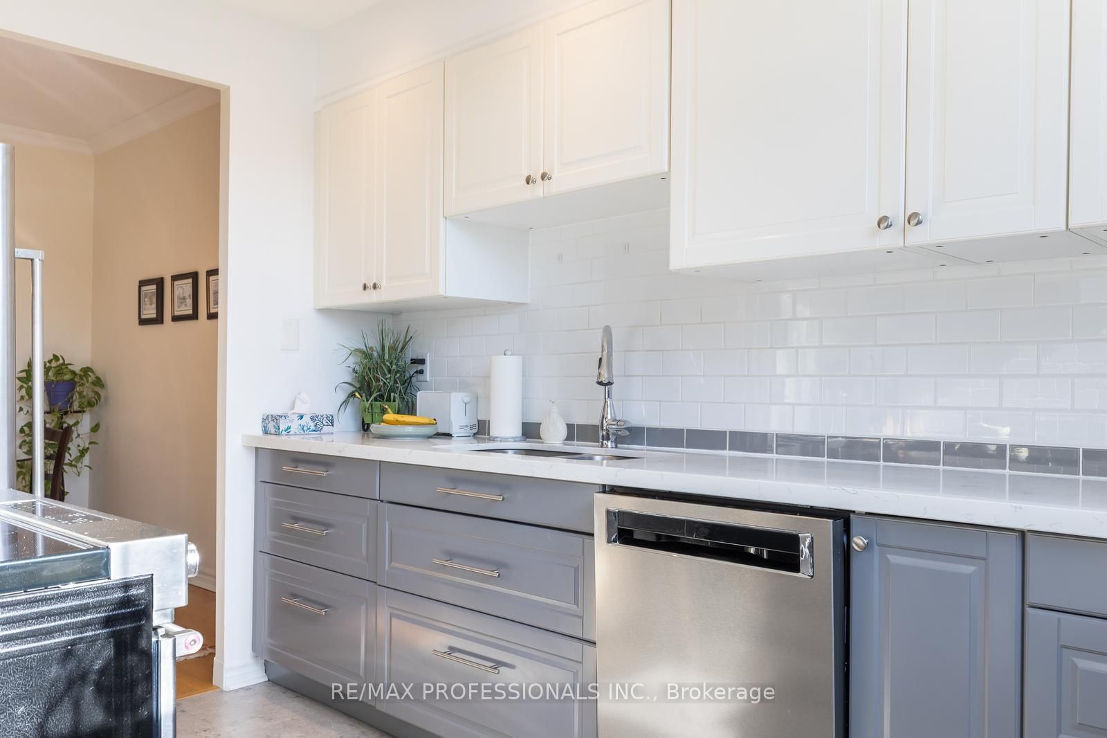 Condo for sale at 503-86 Gloucester Street, Toronto, Ontario, M4Y 2S2 - Church-Yonge Corridor - MLS: C12998420