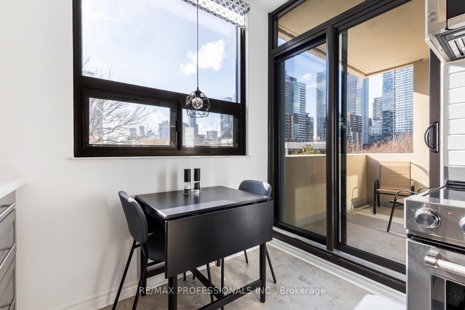 Condo for sale at 503-86 Gloucester Street, Toronto, Ontario, M4Y 2S2 - Church-Yonge Corridor - MLS: C12998420