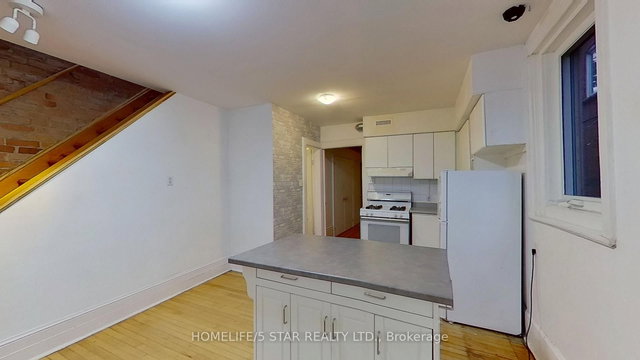 Apt 3 - 665 Dovercourt Road