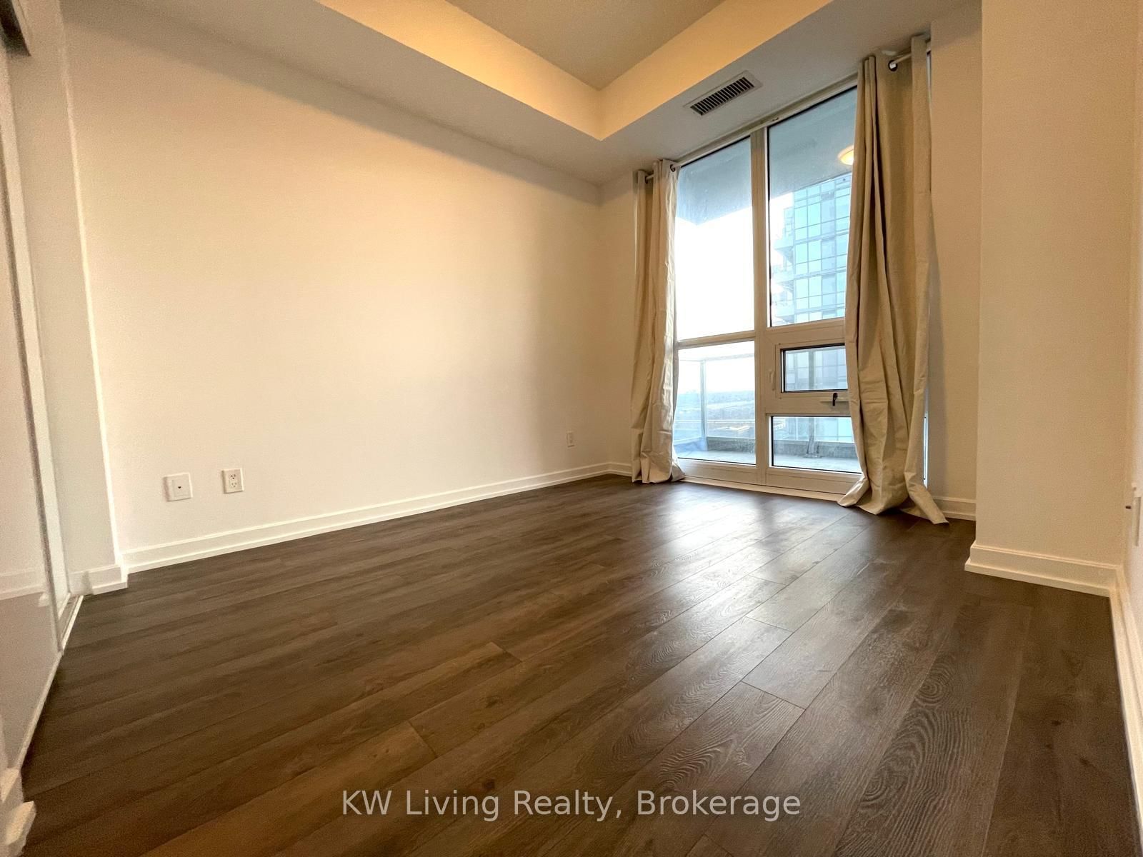 56 Forest Manor Road, Unit 805 - Photo 5