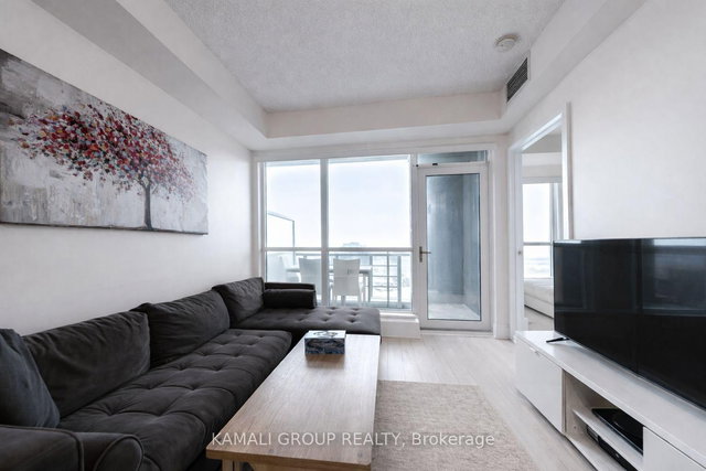 621 - 120 Harrison Garden Boulevard