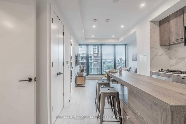 1209 - 505 Richmond Street W