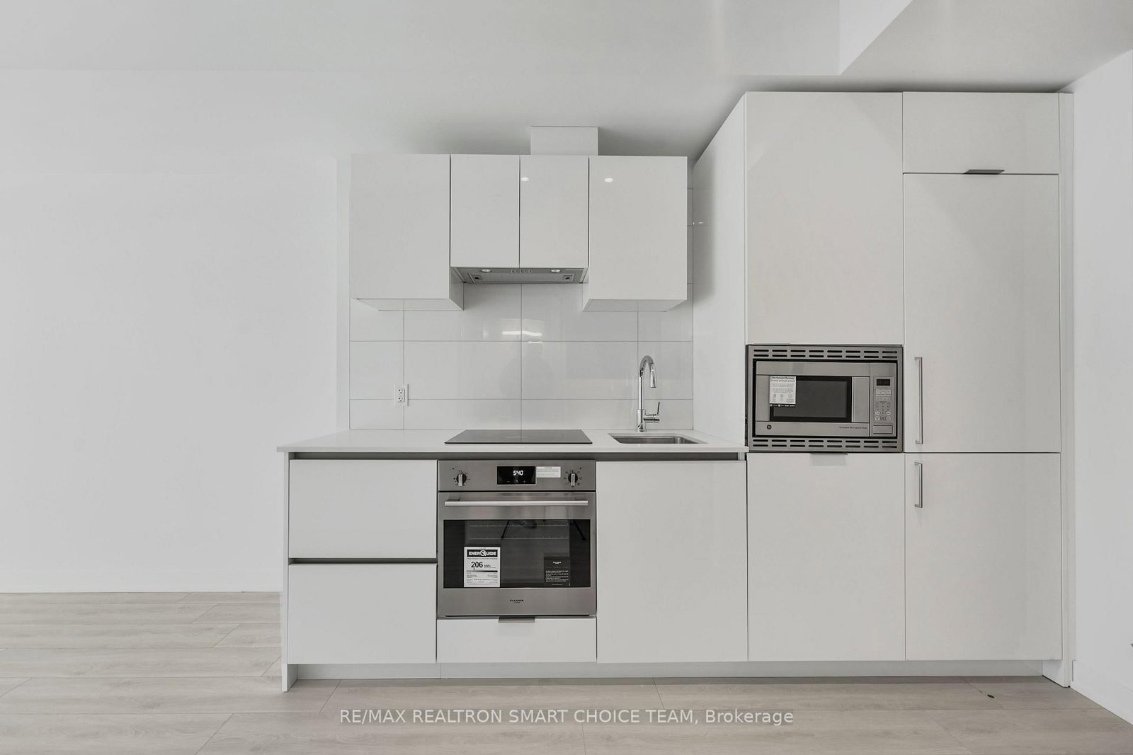 230 Simcoe Street, Unit 1816 - Photo 13