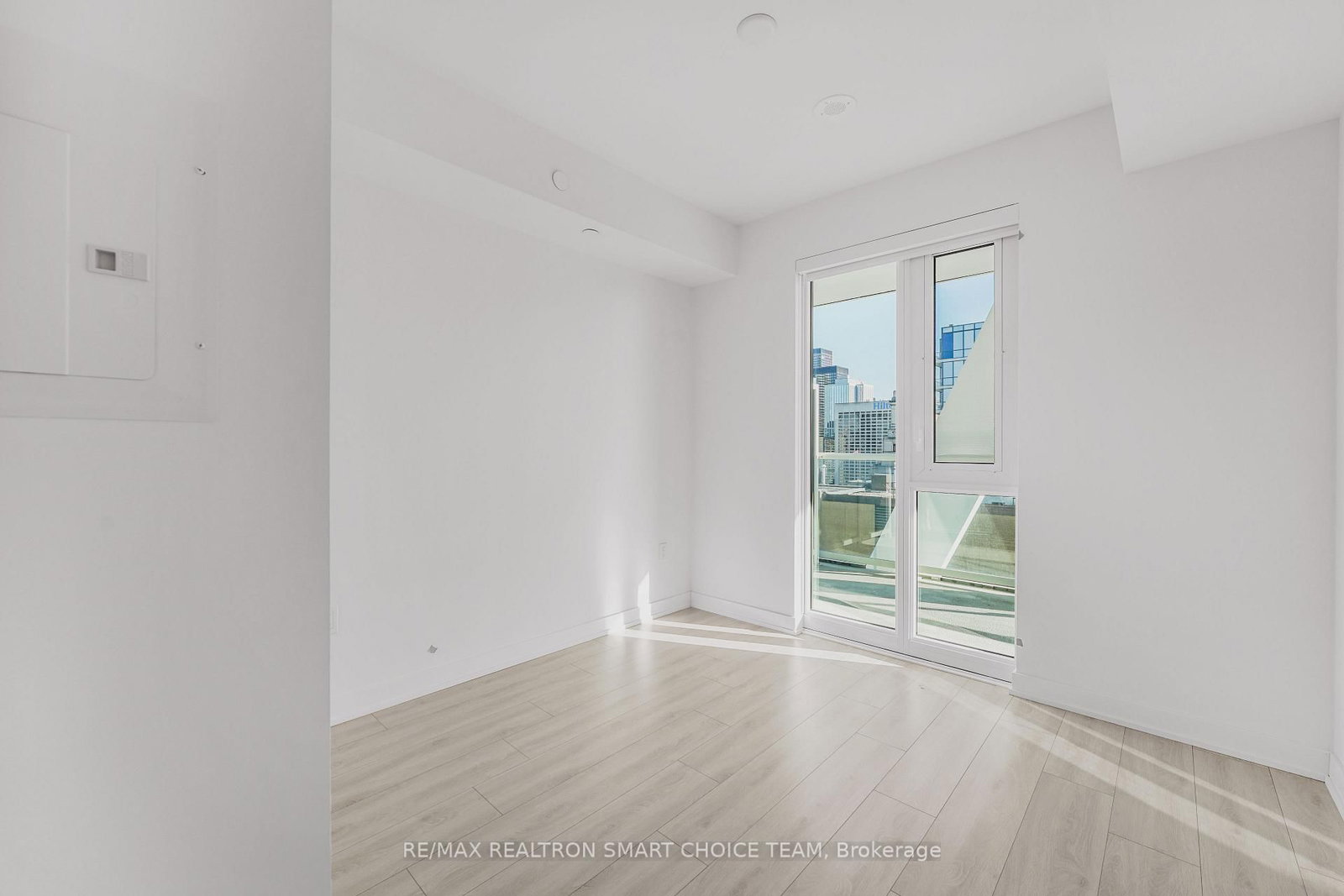 230 Simcoe Street, Unit 1816 - Photo 19