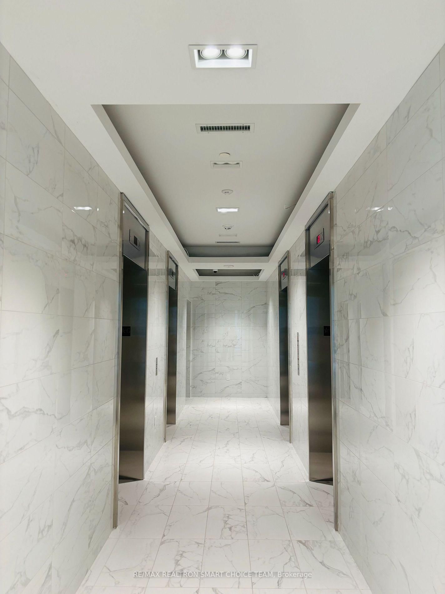 230 Simcoe Street, Unit 1816 - Photo 27