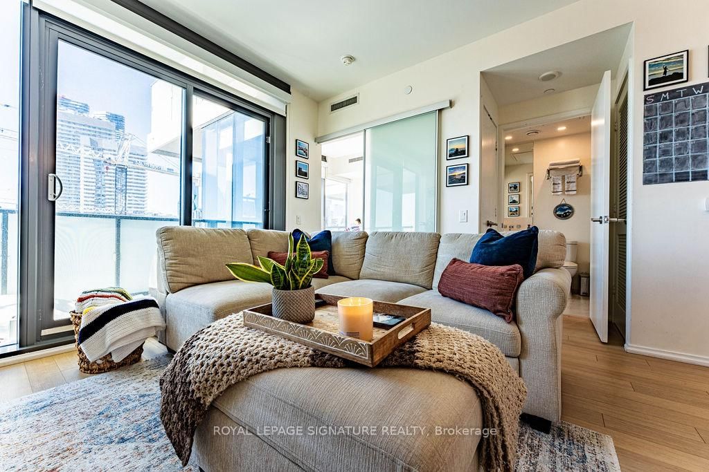 16 Bonnycastle Street, Unit 1510 - Photo 13