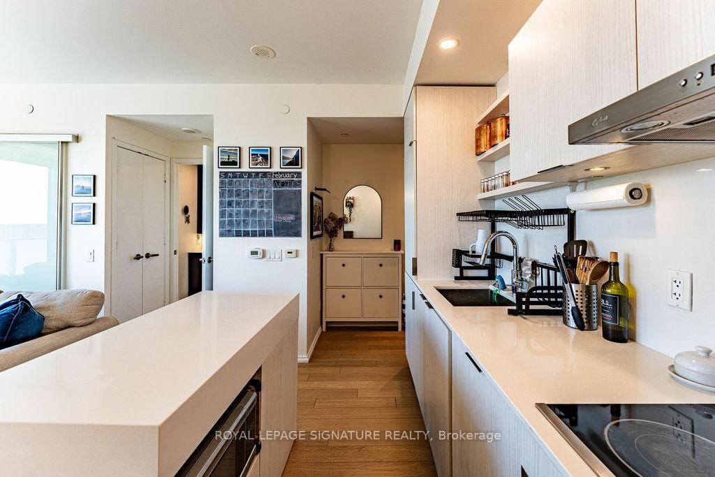 16 Bonnycastle Street, Unit 1510 - Photo 21