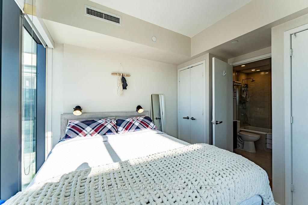 16 Bonnycastle Street, Unit 1510 - Photo 23