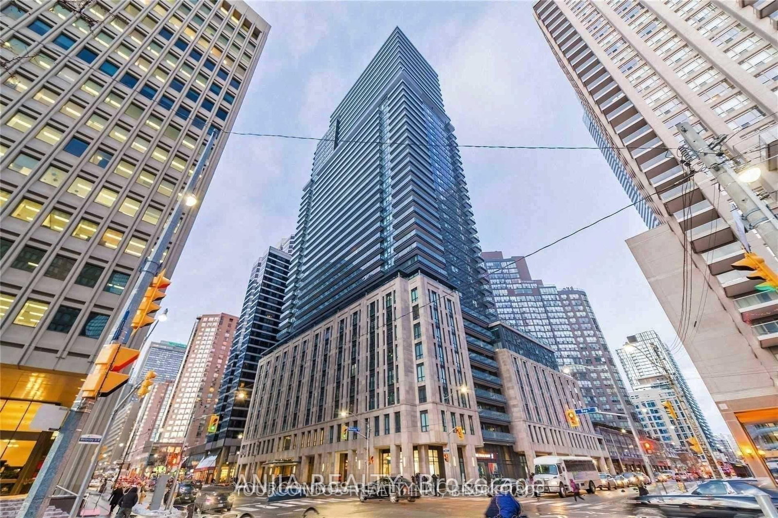 955 BAY Street, Unit 1604