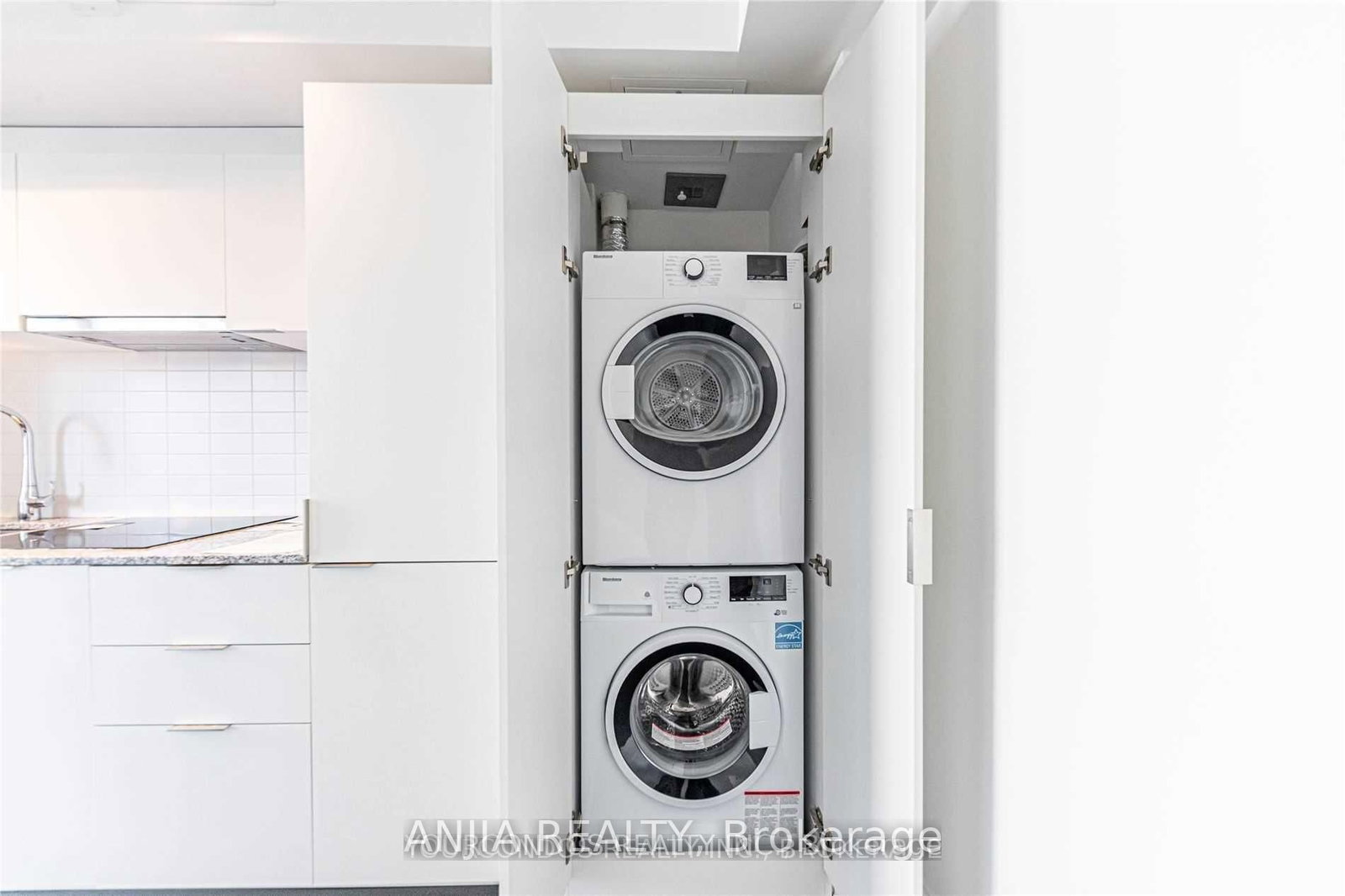 955 BAY Street, Unit 1604 - Photo 8