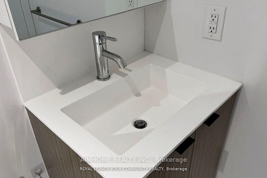 20 Edward Street, Unit 2317 - Photo 16