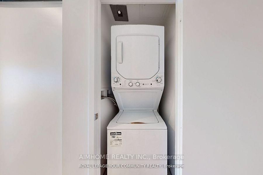 20 Edward Street, Unit 2317 - Photo 6