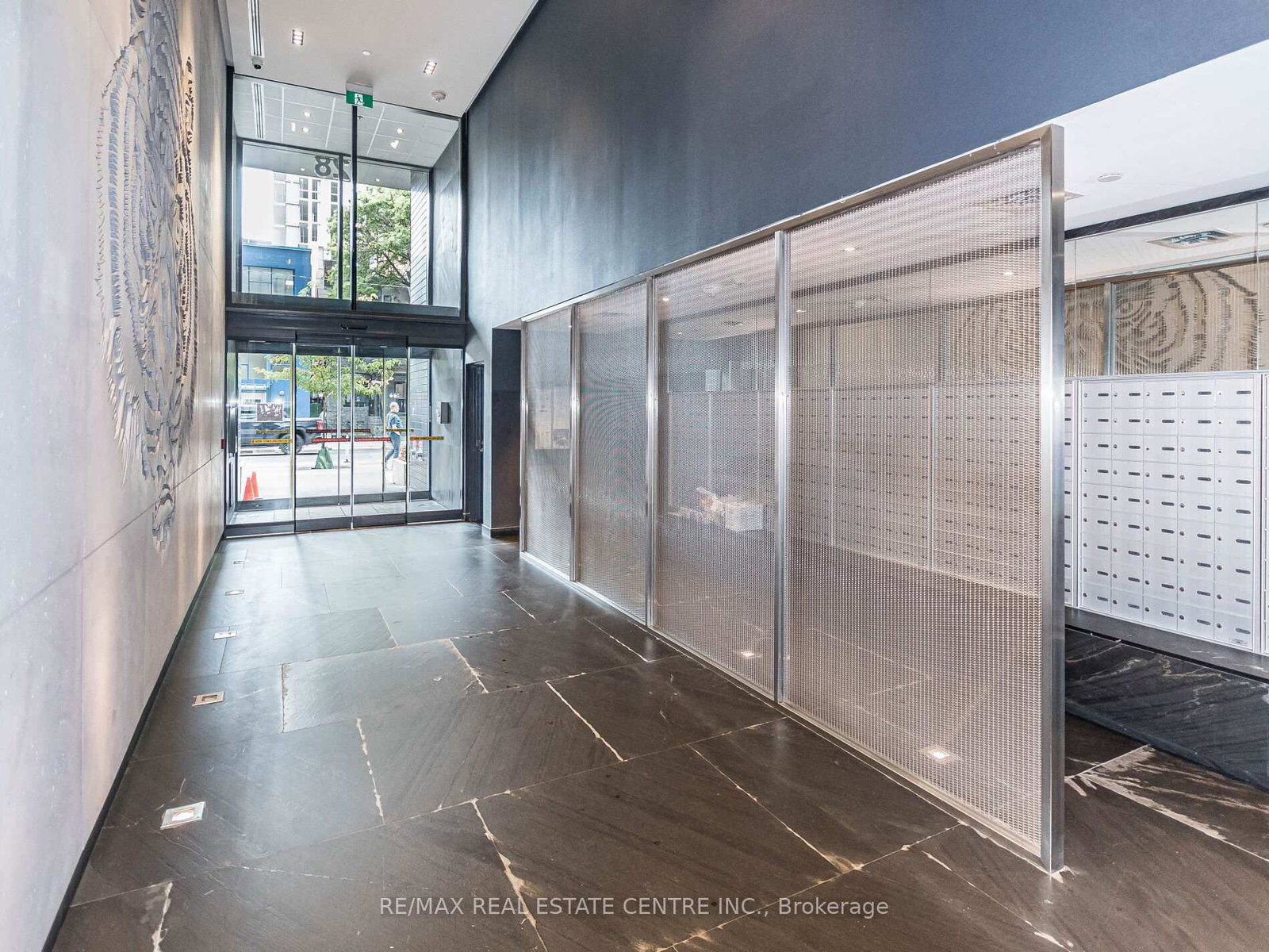 28 Wellesley Street, Unit 3302 - Photo 3