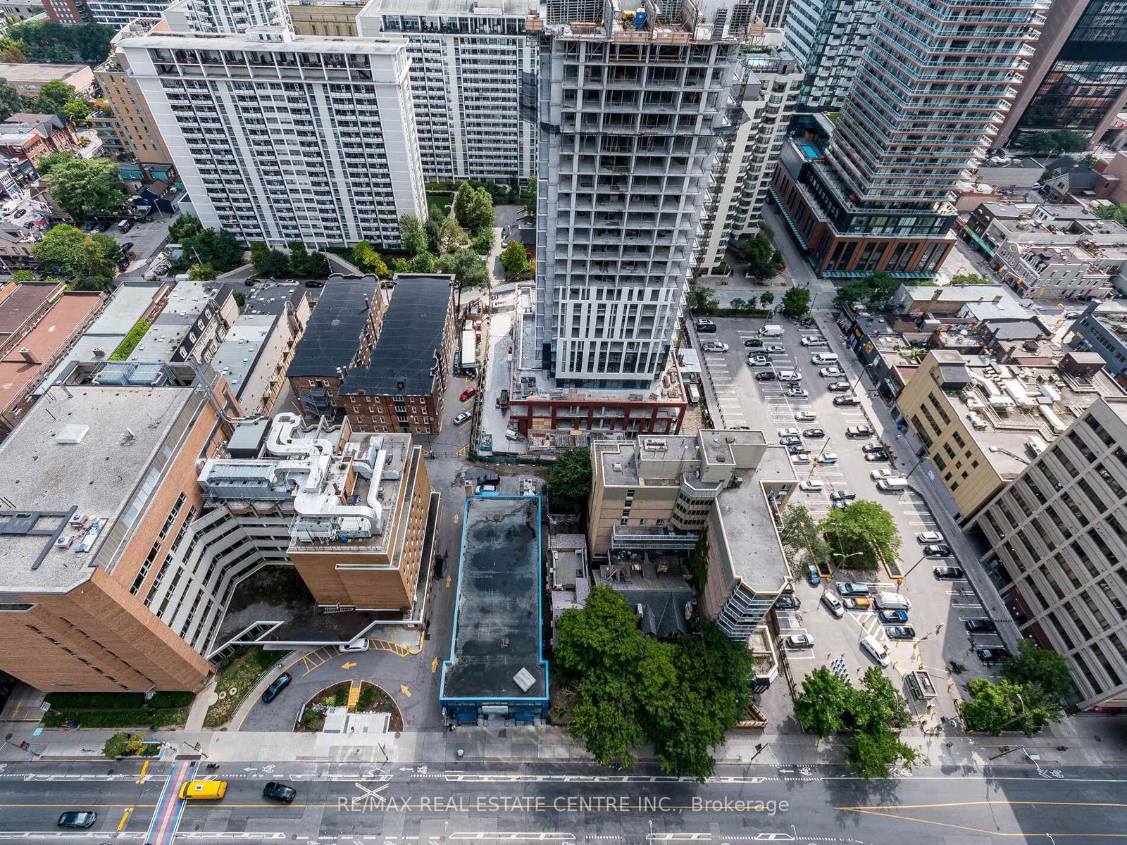 28 Wellesley Street, Unit 3302 - Photo 33