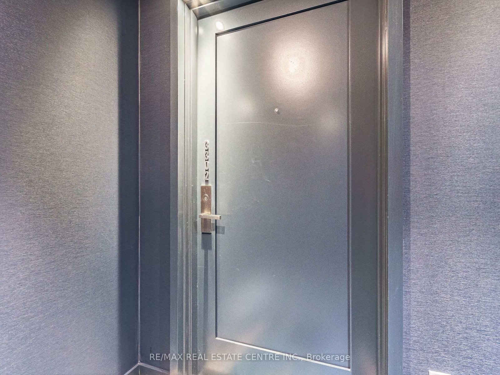 28 Wellesley Street, Unit 3302 - Photo 4