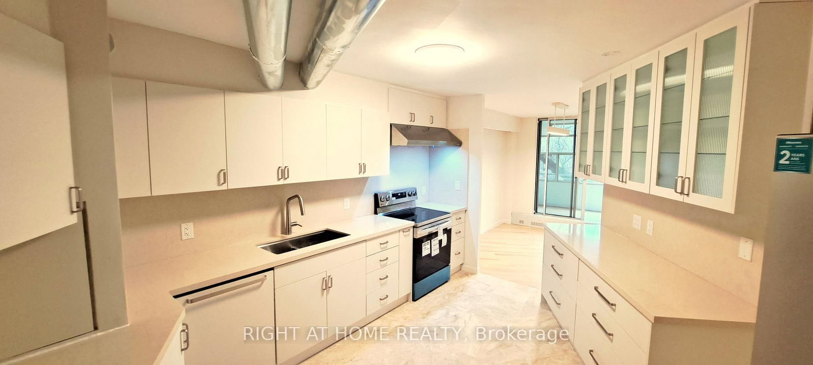 60 Pavane Linkway, Unit 3 (R1-3) - Photo 10