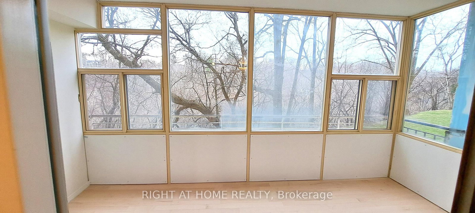 60 Pavane Linkway, Unit 3 (R1-3) - Photo 11