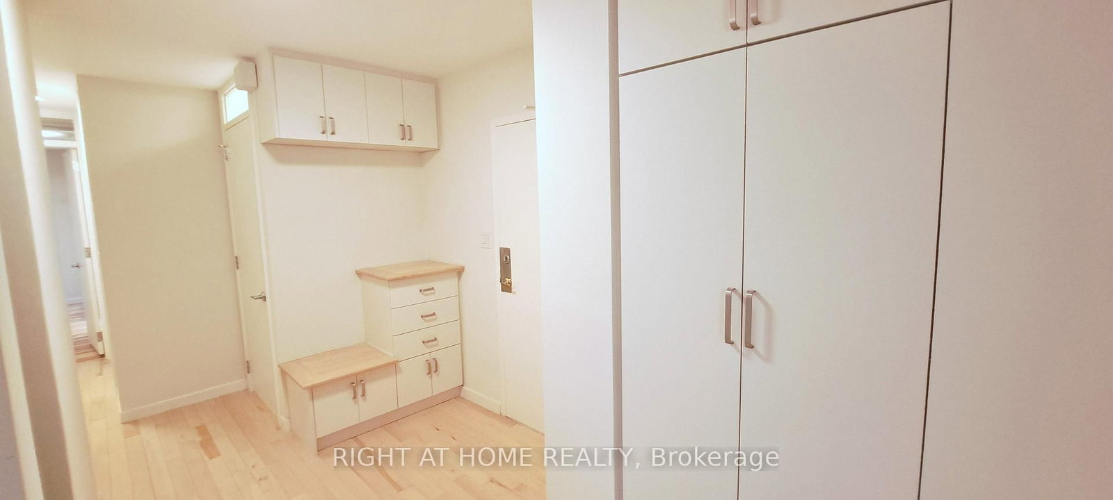 60 Pavane Linkway, Unit 3 (R1-3) - Photo 14