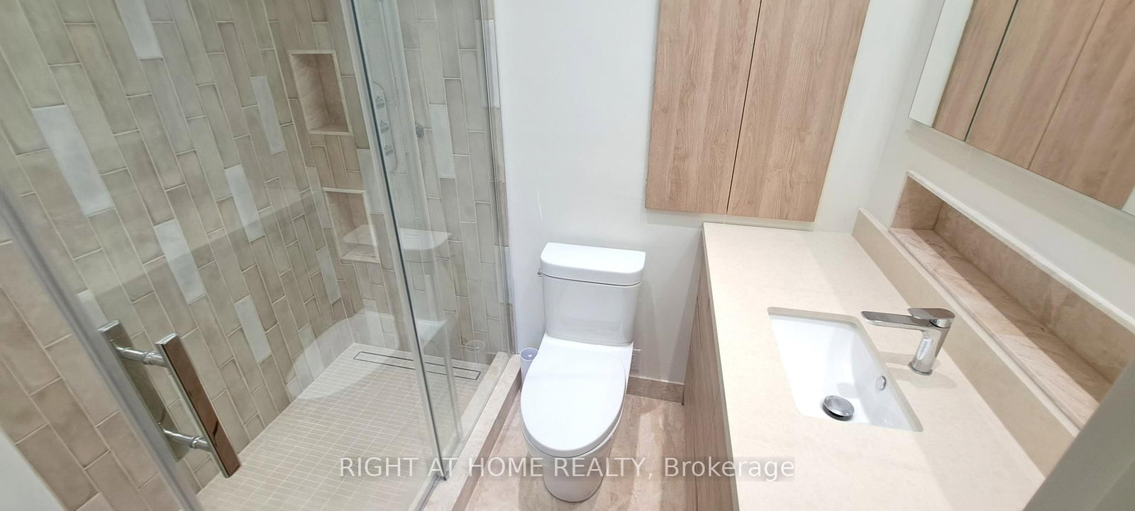 60 Pavane Linkway, Unit 3 (R1-3) - Photo 23