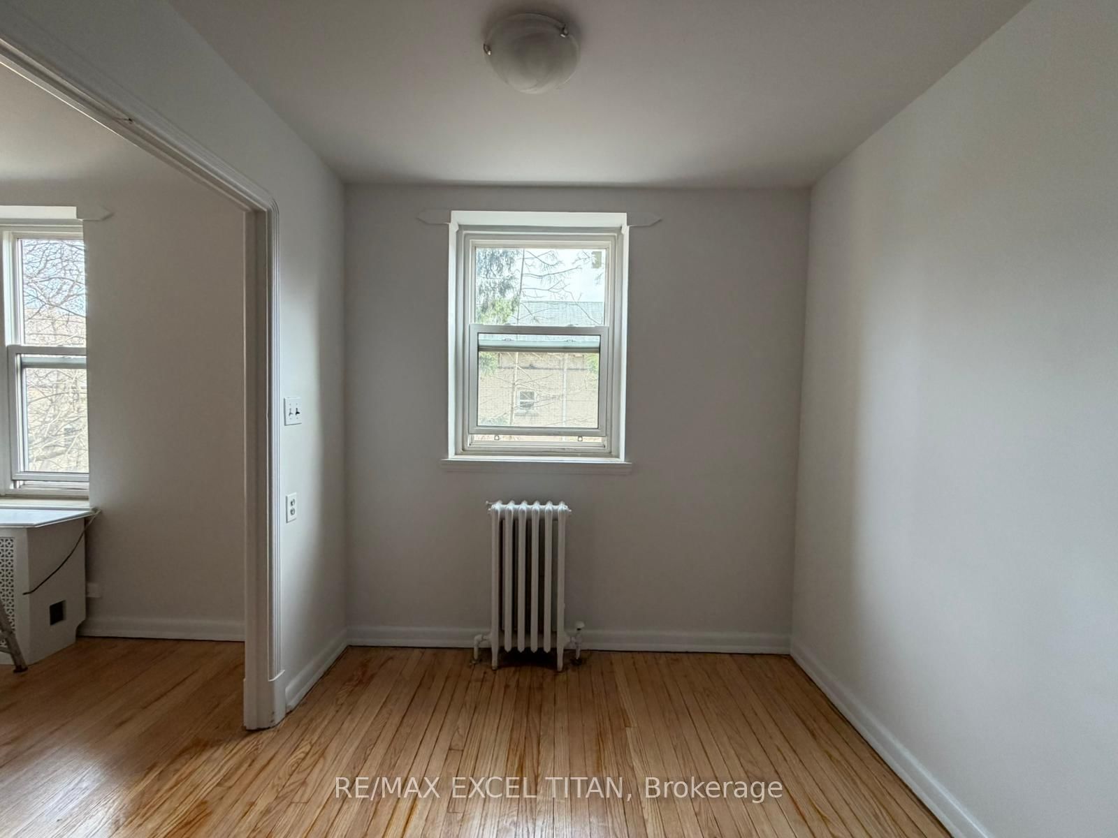 8 Mallory Gardens, Unit 23 - Photo 4