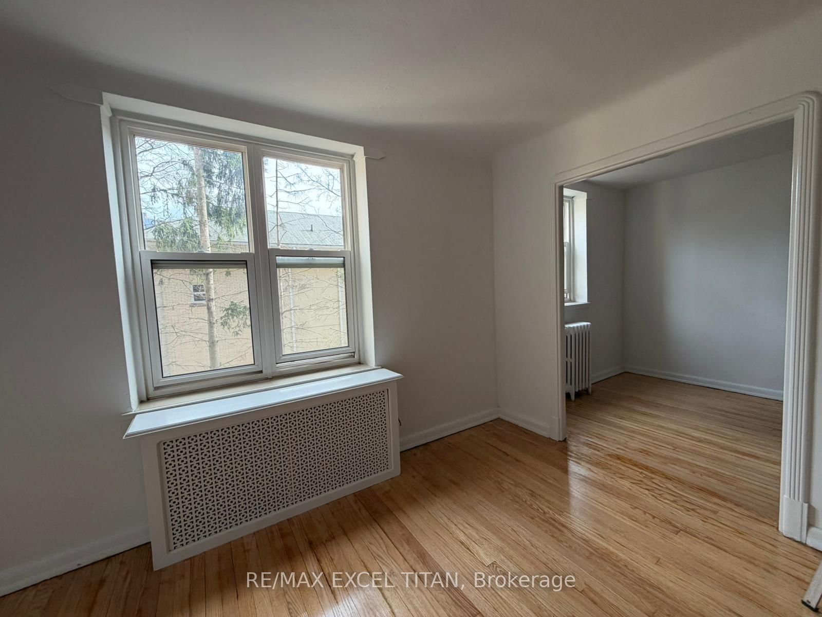 8 Mallory Gardens, Unit 23 - Photo 6