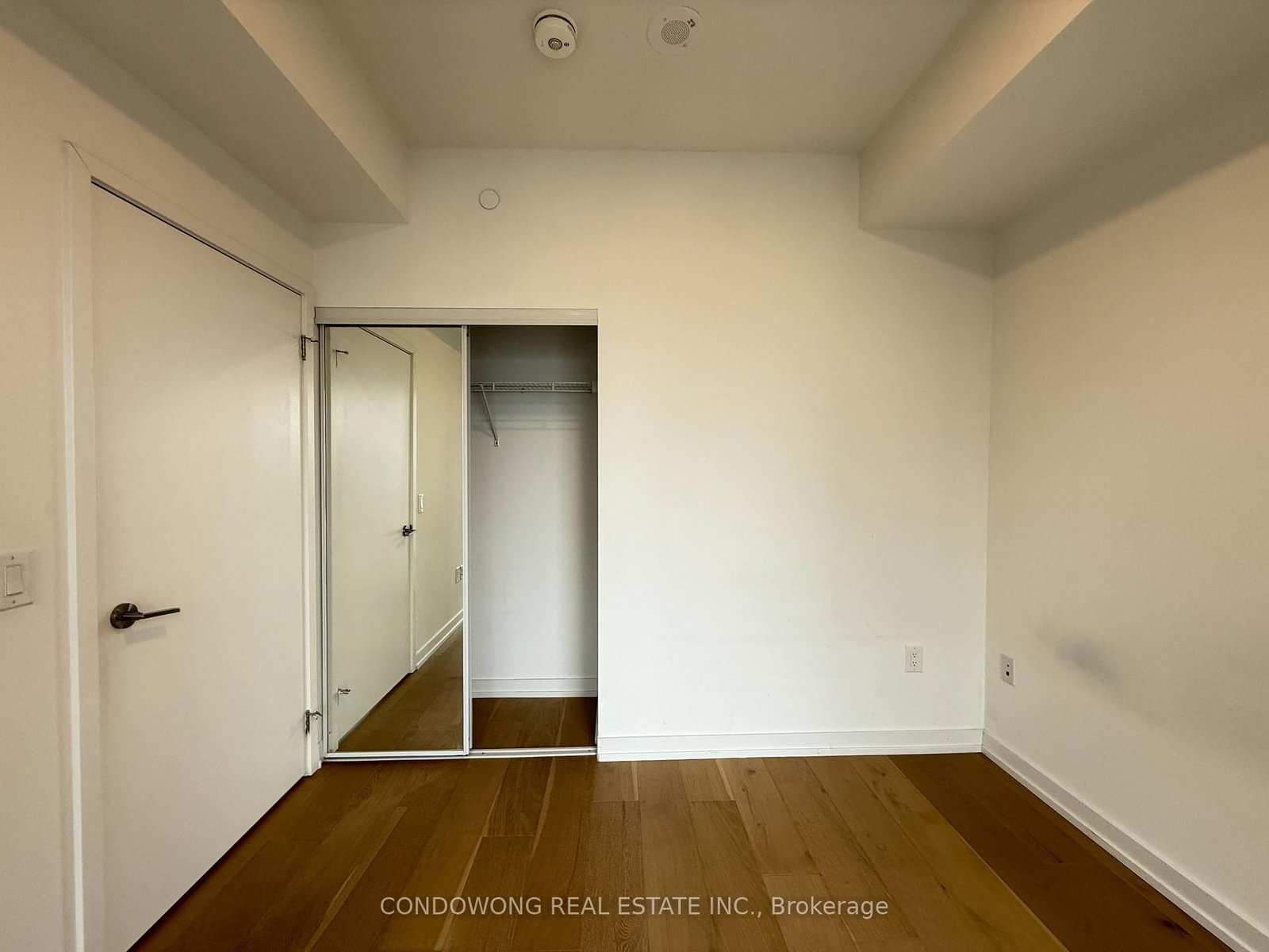 225 Sumach Street, Unit 2112 - Photo 5