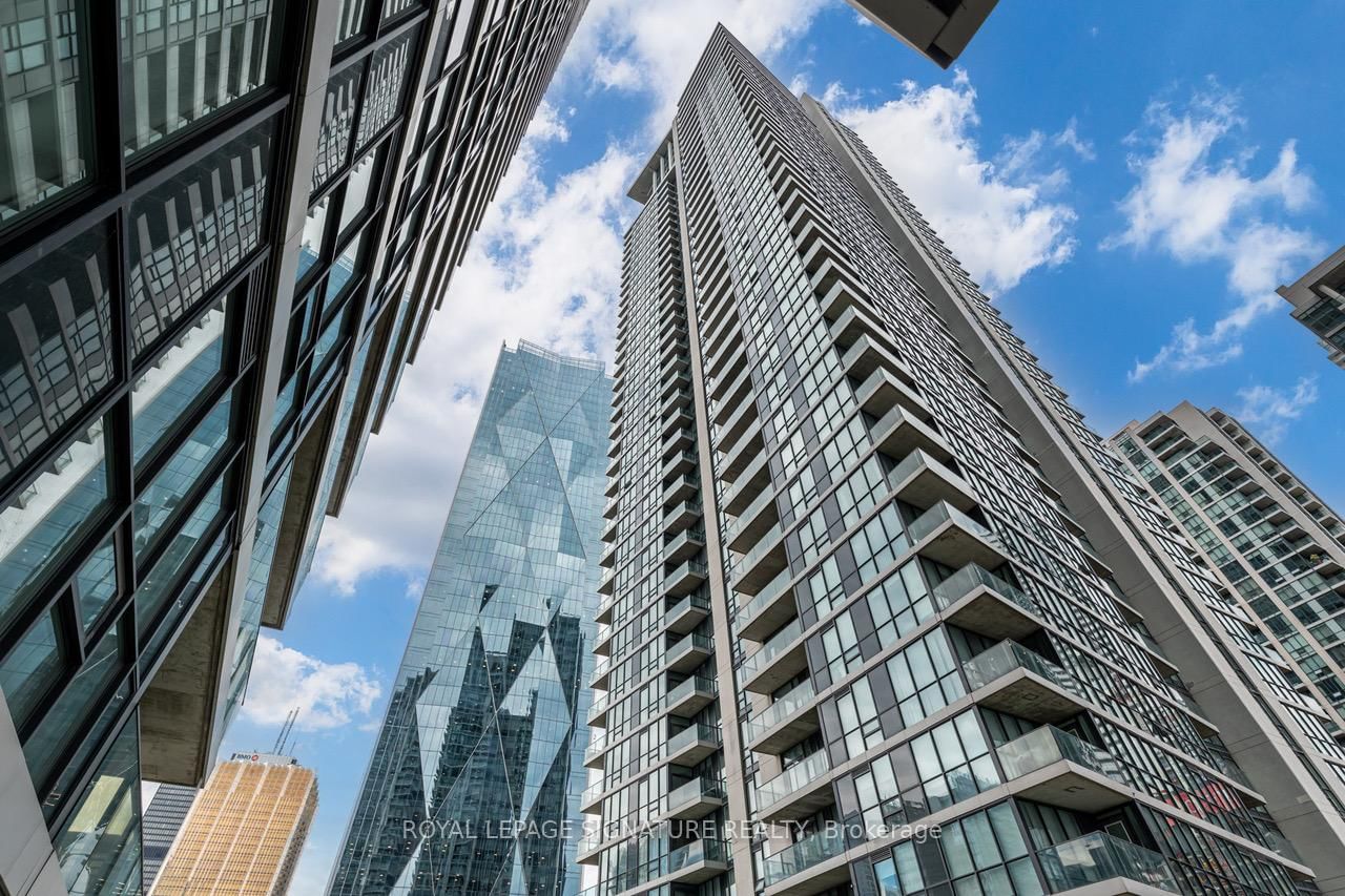 33 Bay Street, Unit 1205 - Photo 13