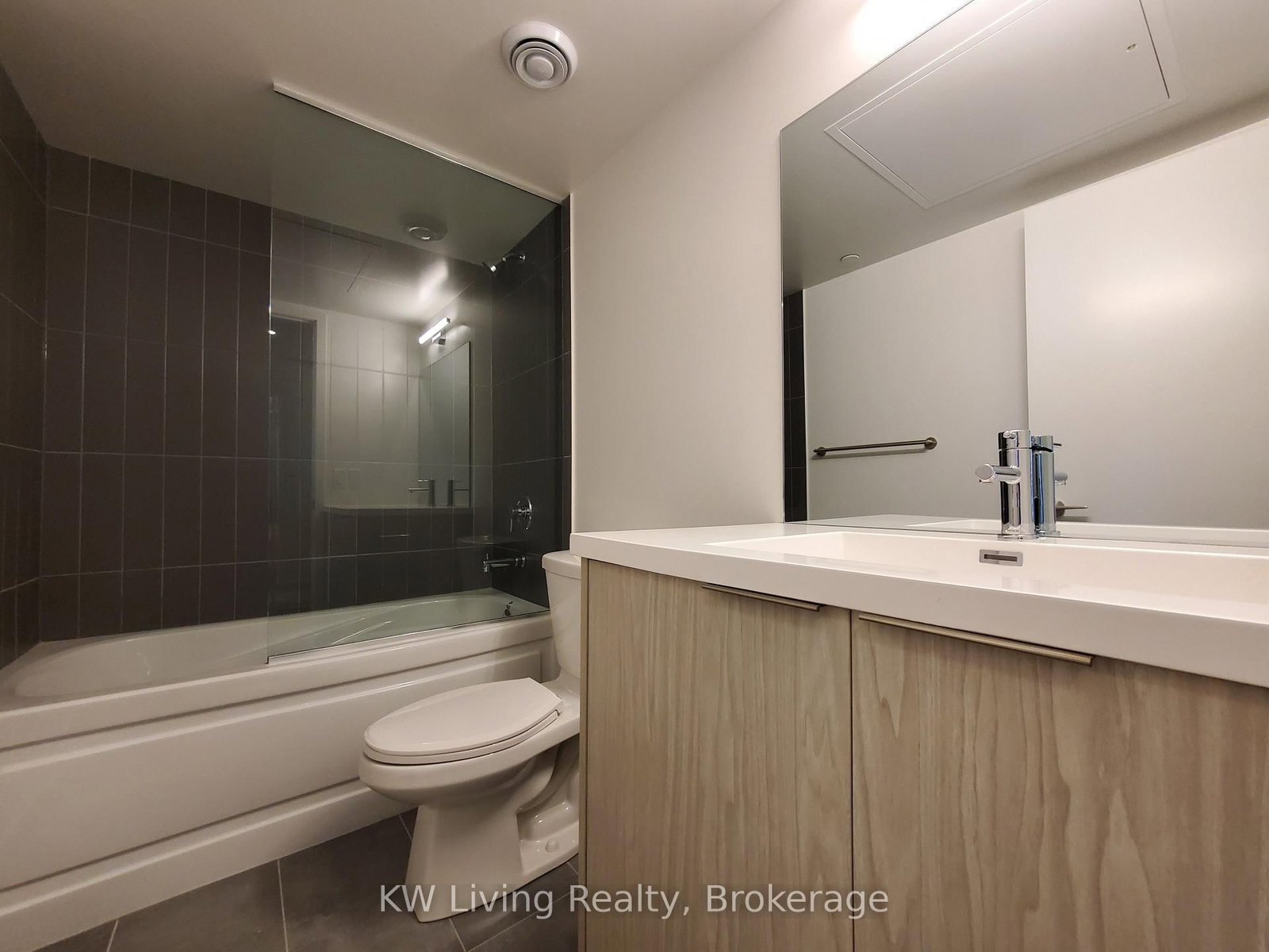 60 Shuter Street, Unit 2612 - Photo 9