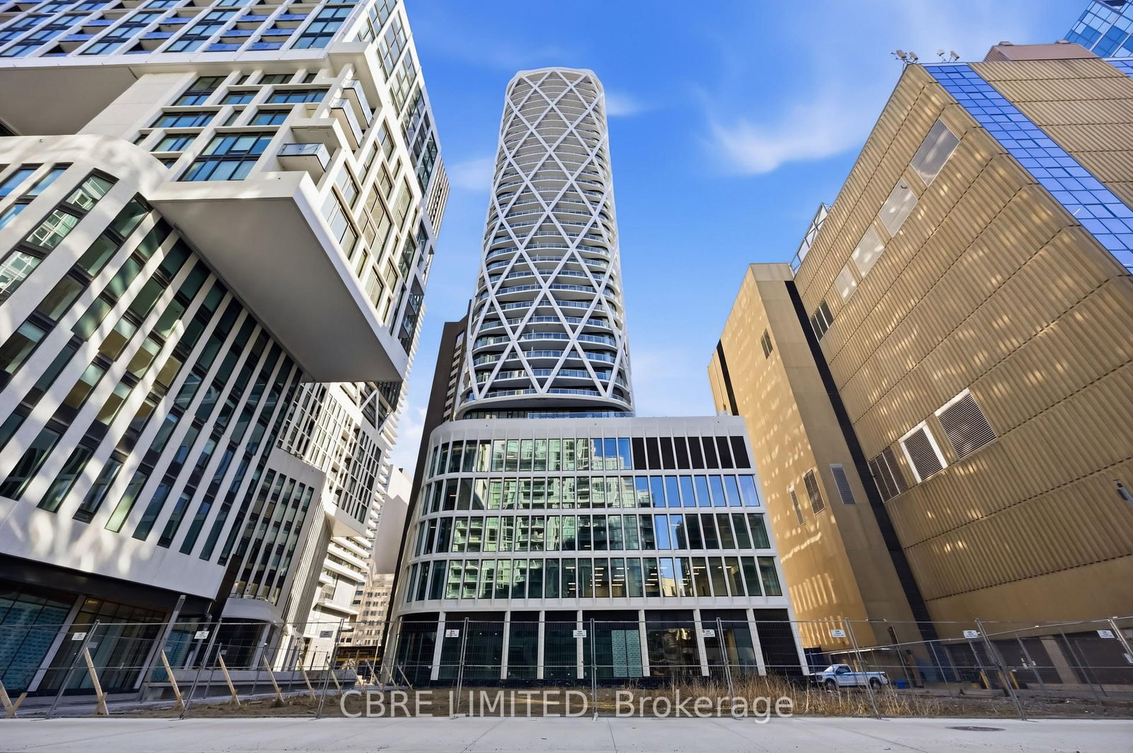 230 Simcoe Street, Unit 301-302 - Photo 2