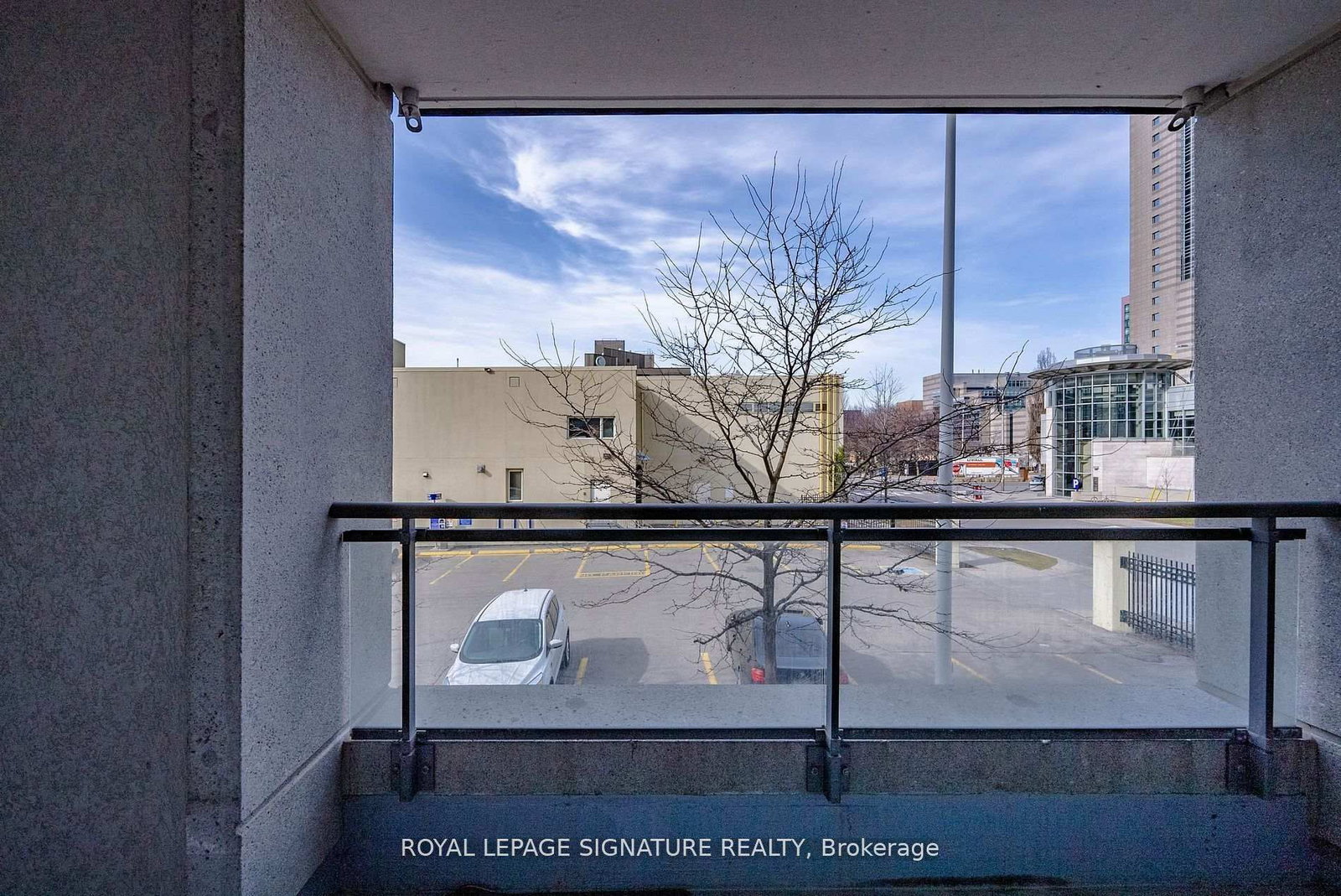 21 Hillcrest Avenue, Unit 209 - Photo 27