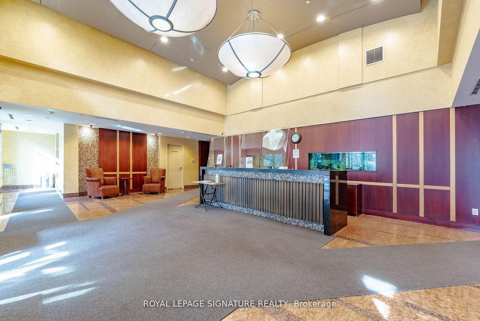 21 Hillcrest Avenue, Unit 209 - Photo 34